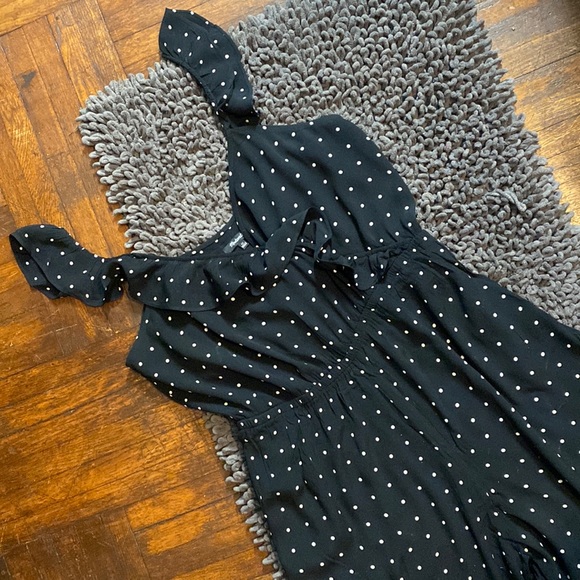 Ruffle Front Jumpsuit in Grid Lock - Picture 8 of 10